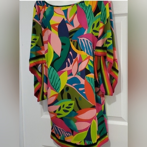 Trina Turk RAINFOREST Tunic Swim Cover up Dress - Sz. Large NWT - Picture 2 of 8